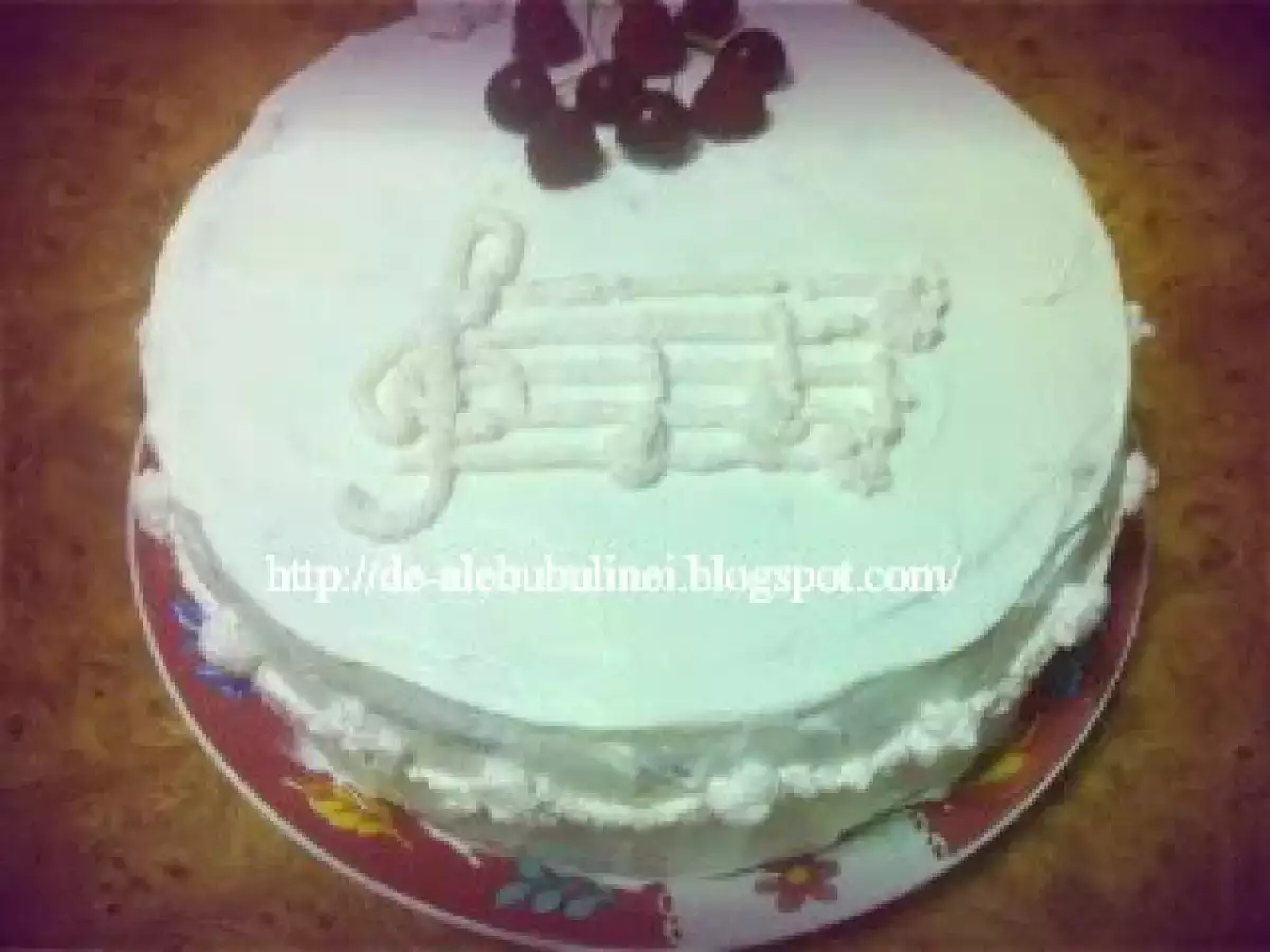 Tort cu zmeur si visine, si blat cu nuci - poza 6