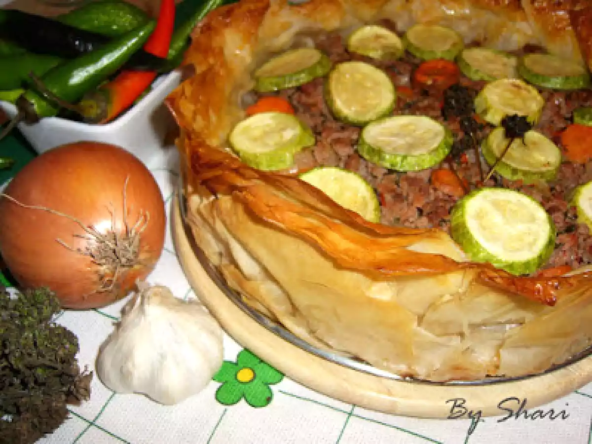 Tort de carne tocata si dovlecei