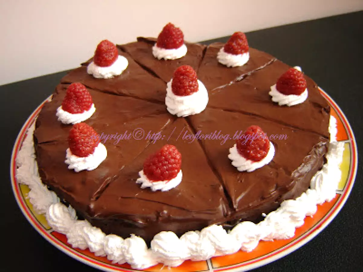 Tort de ciocolata Monti - poza 7