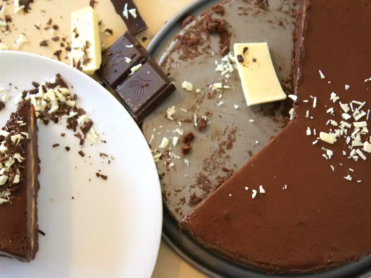 Tort de ciocolata si banane fara coacere - poza 2