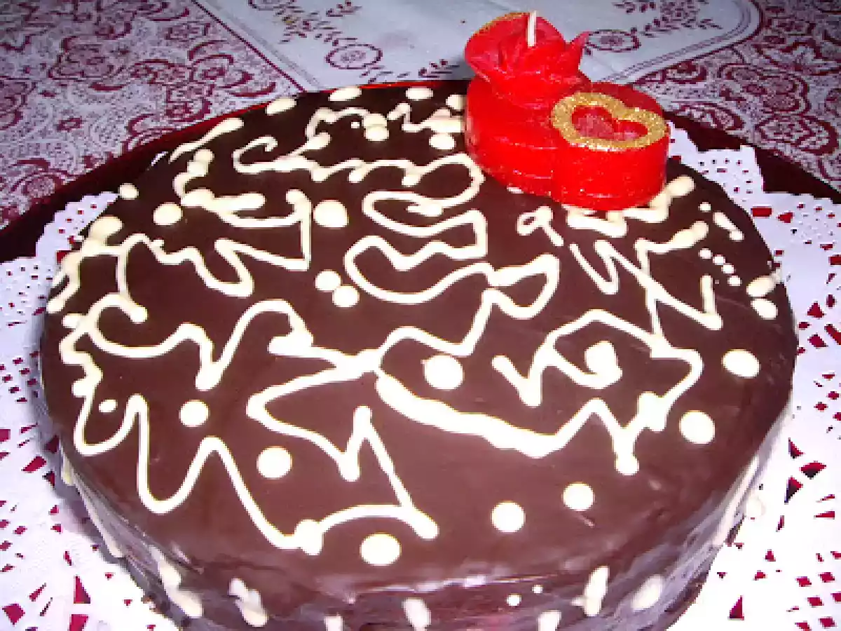 Tort de ciocolata si crema de lapte