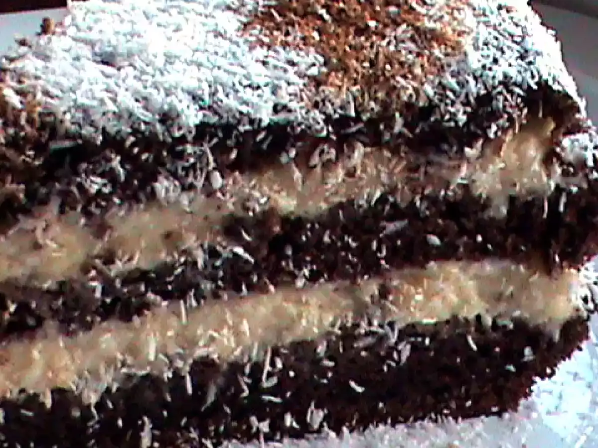 Tort de ciocolata si nuca de cocos - poza 3