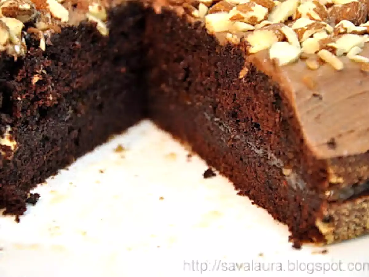 Tort de ciocolata simplu si rapid - poza 4