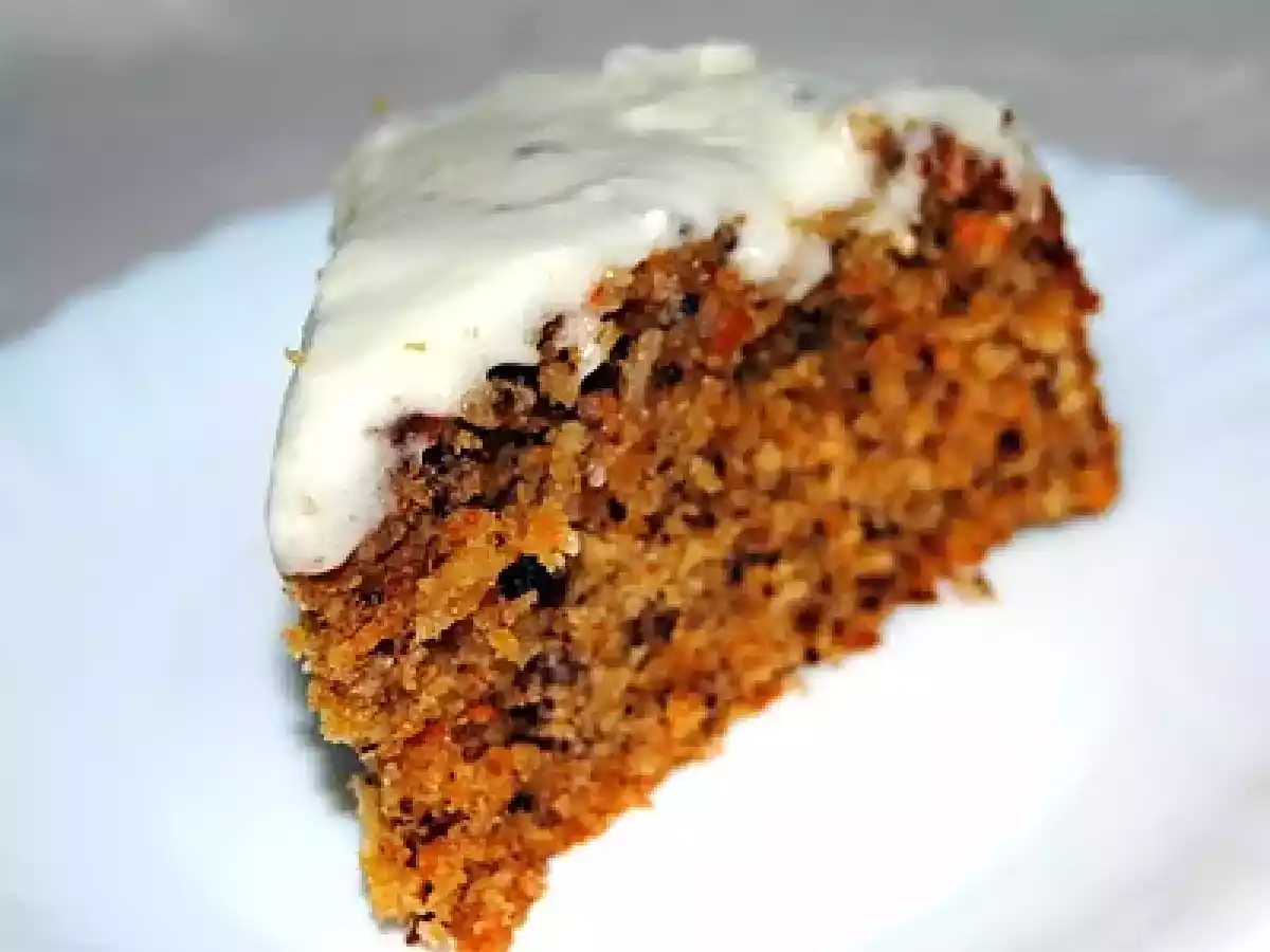 Tort de morcovi - poza 2