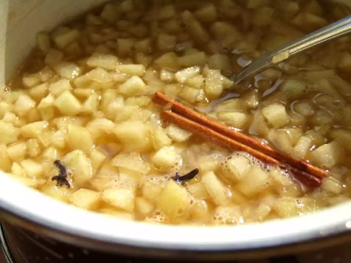 Tort de pere cu caramel de alune - poza 11