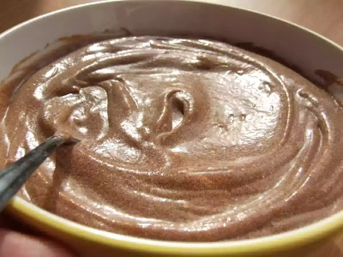 Tort de post cu blat de mere si crema caramel - poza 2