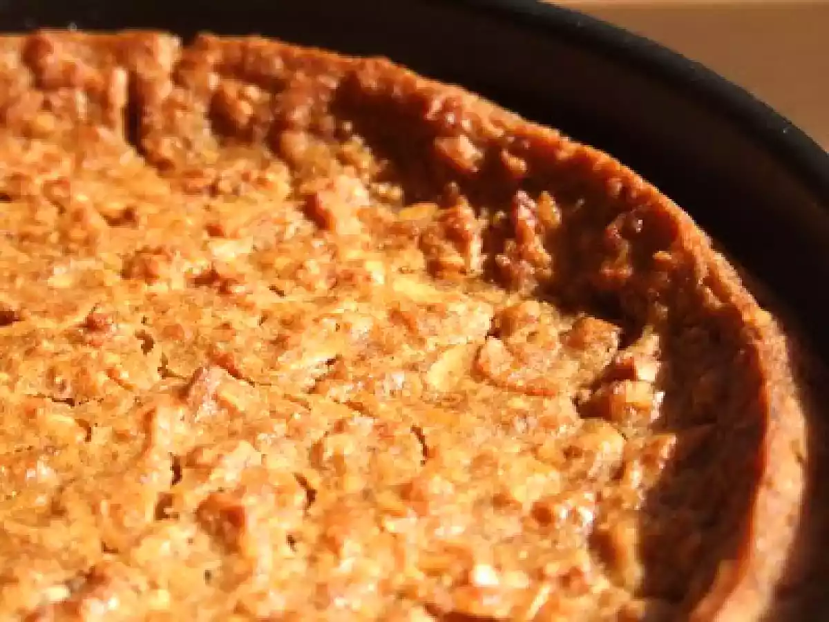 Tort de post cu blat de mere si crema caramel - poza 5