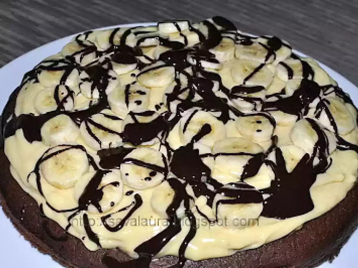 Tort de post cu budinca de vanilie si fructe - poza 10