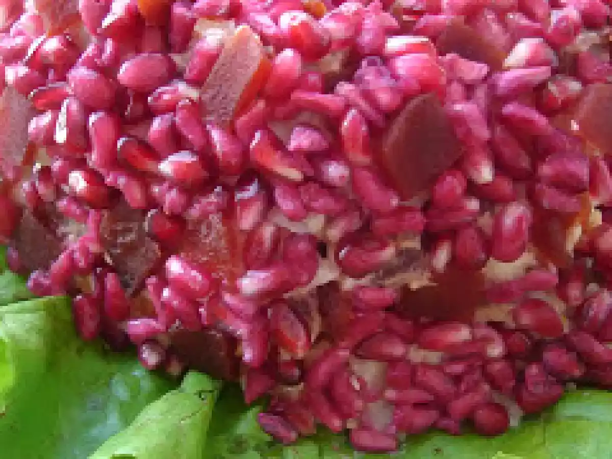 Tort de salata cu rodie - poza 5