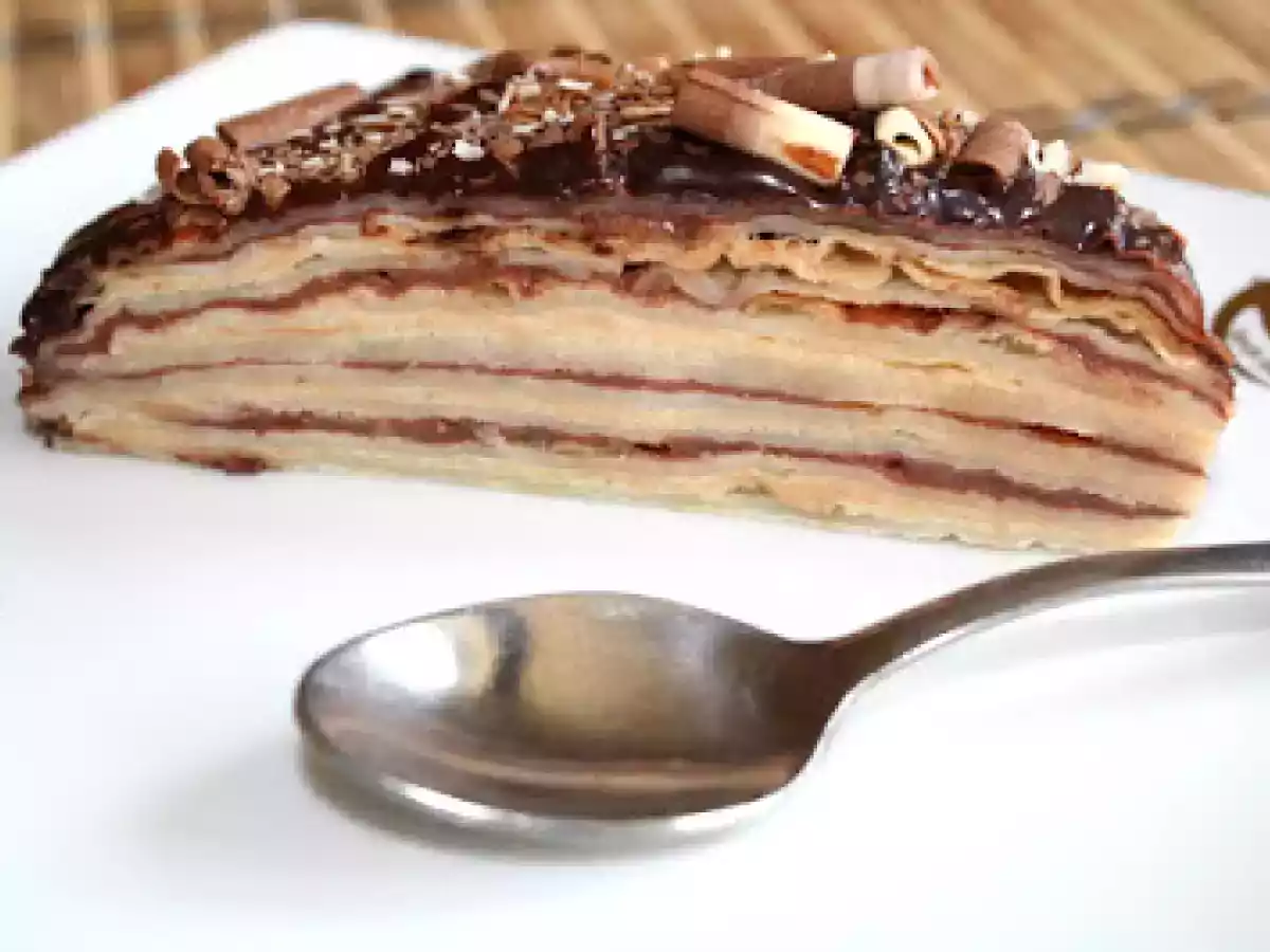 Tort din clatite cu budinca - poza 2