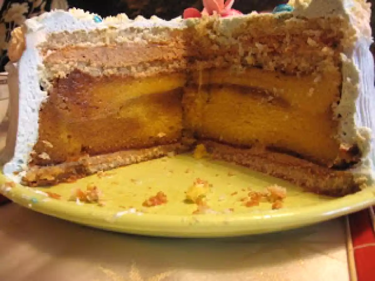 Tort din crema de zahar ars cu crema de pireu de castane - poza 2