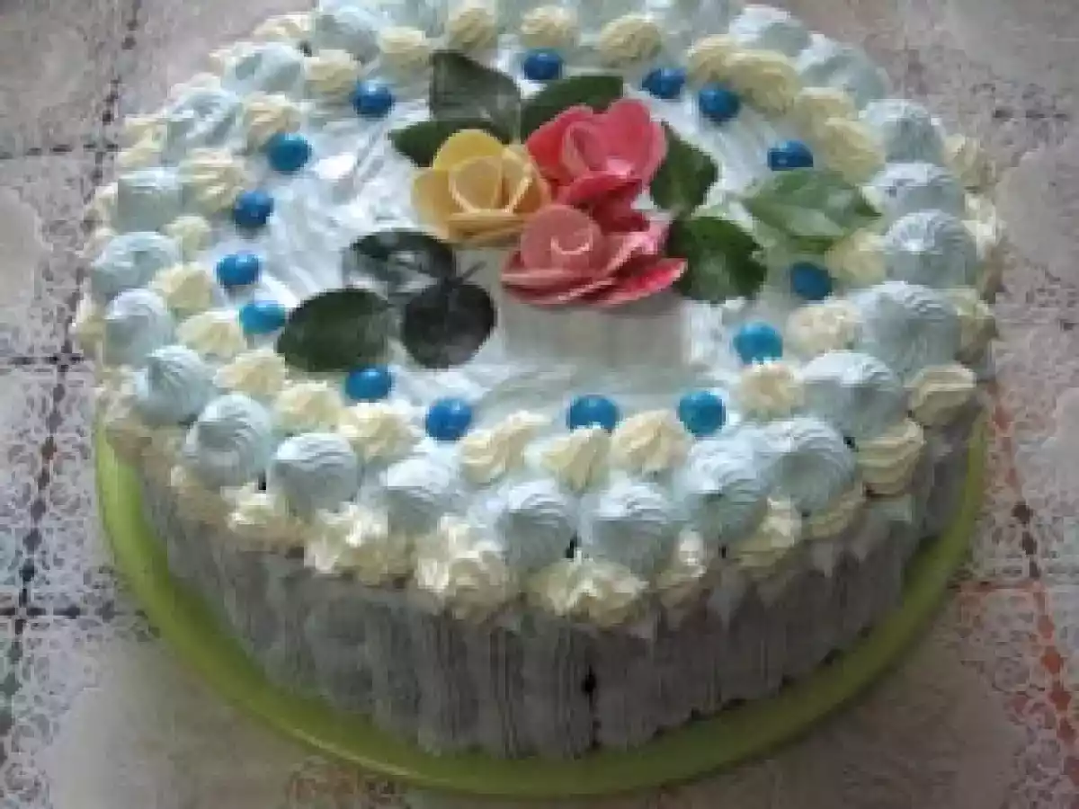 Tort din crema de zahar ars cu crema de pireu de castane - poza 3