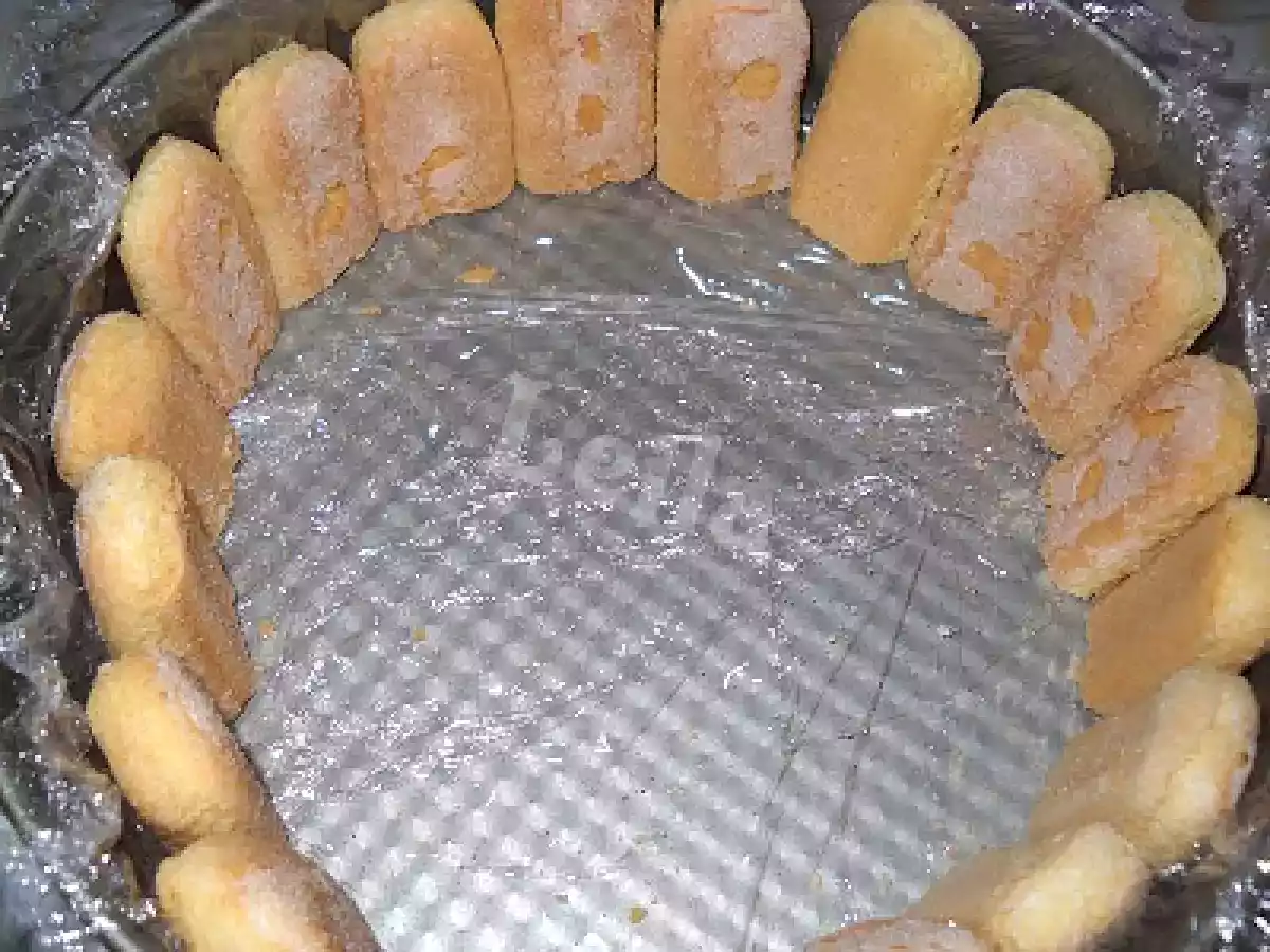 Tort din Iaurt cu Ananas - poza 7