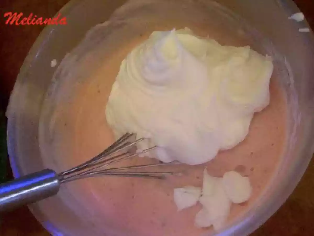 Tort din piscoturi de sampanie cu iaurt de visine si frisca - poza 10