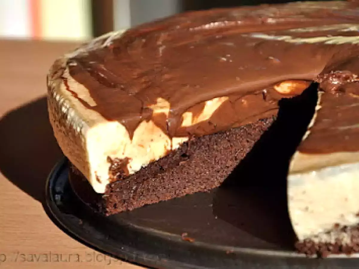 Tort etajat cu cafea si frisca - poza 2