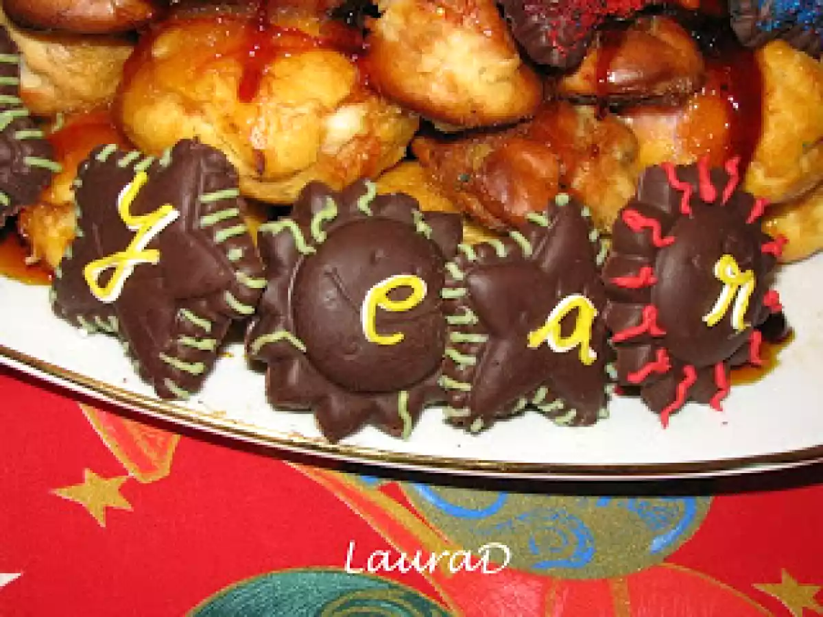 Tort festiv de Revelion - poza 4