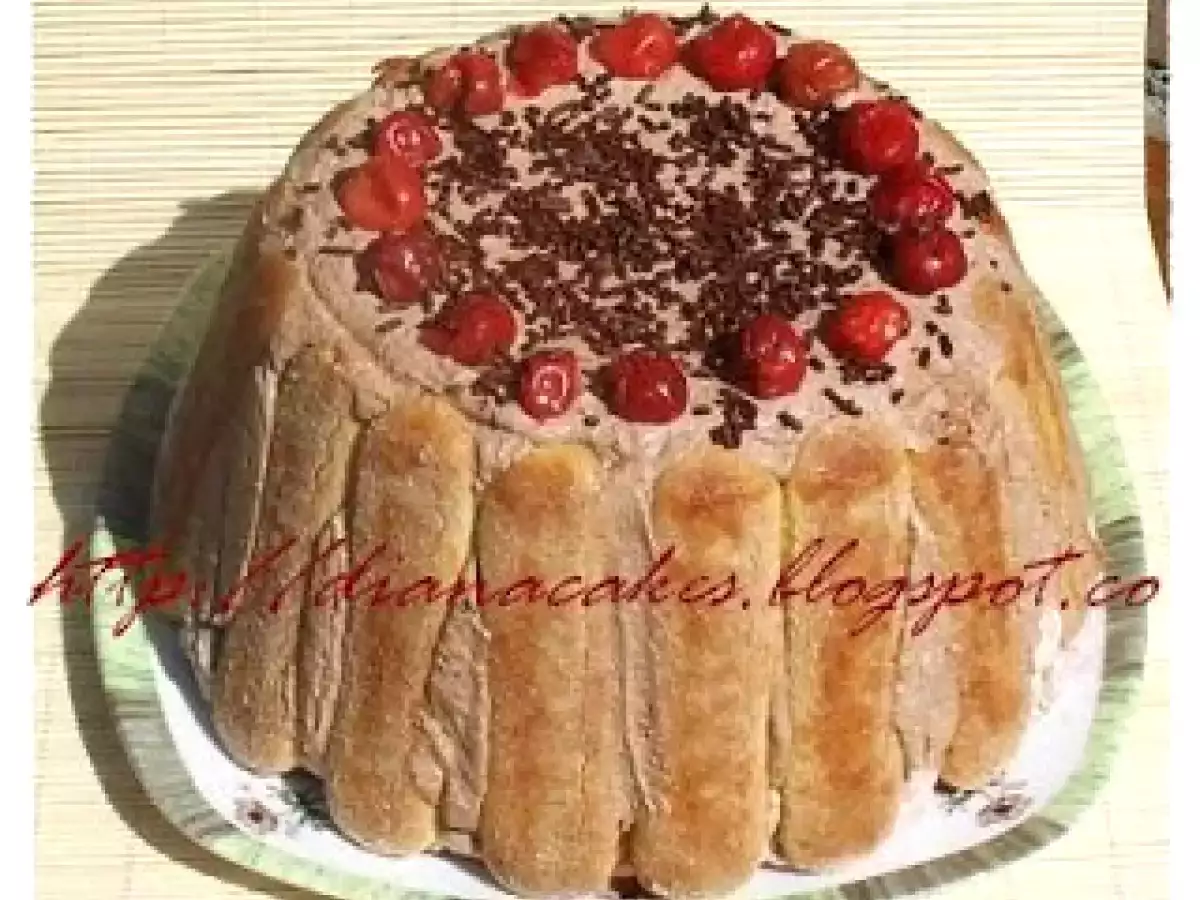 Tort inghetat cu ciocolata si visine - poza 10