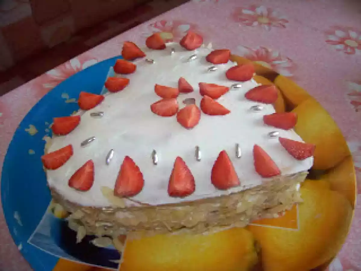 Tort inima cu capsuni - poza 7