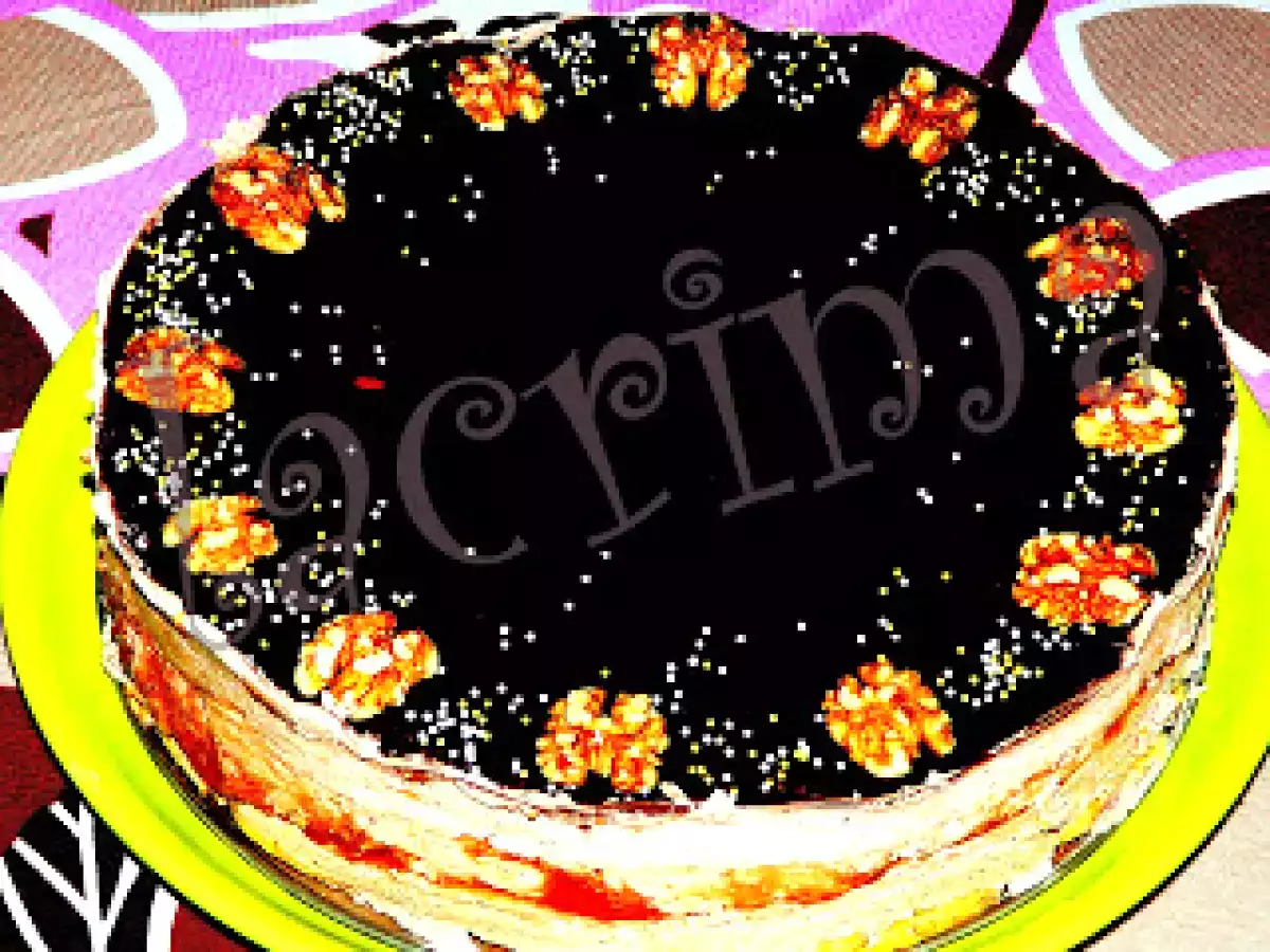 Tort Mousse-Tiramisu cu jeleu de dulceata de portocale si nuci caramelizate - poza 2