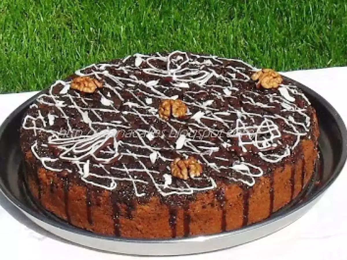 Tort -negresa cu nuca si cafea