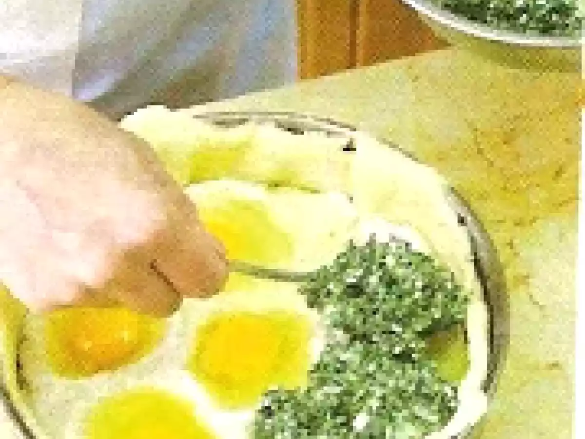 Tort picant de spanac cu oua si cartofi - poza 2