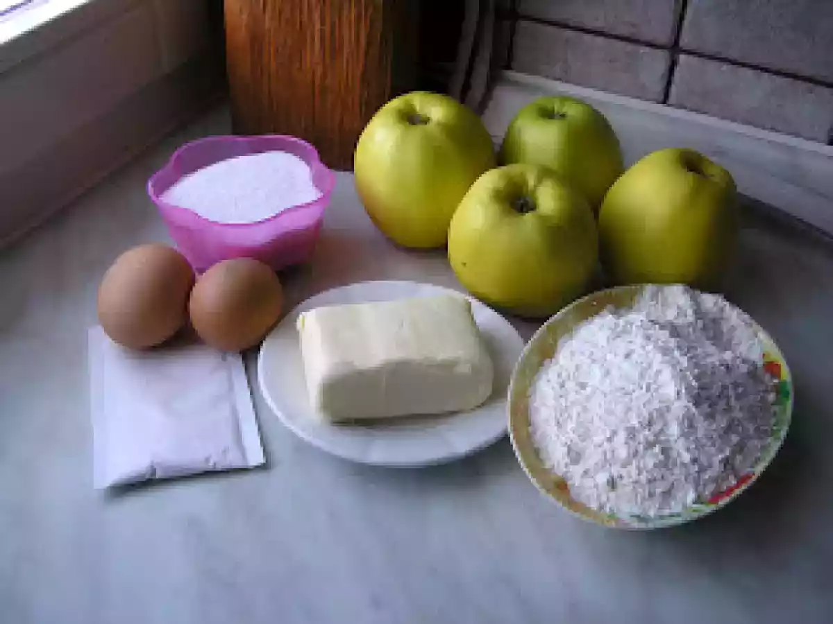 Torta di mele( Tort de mere) - poza 2