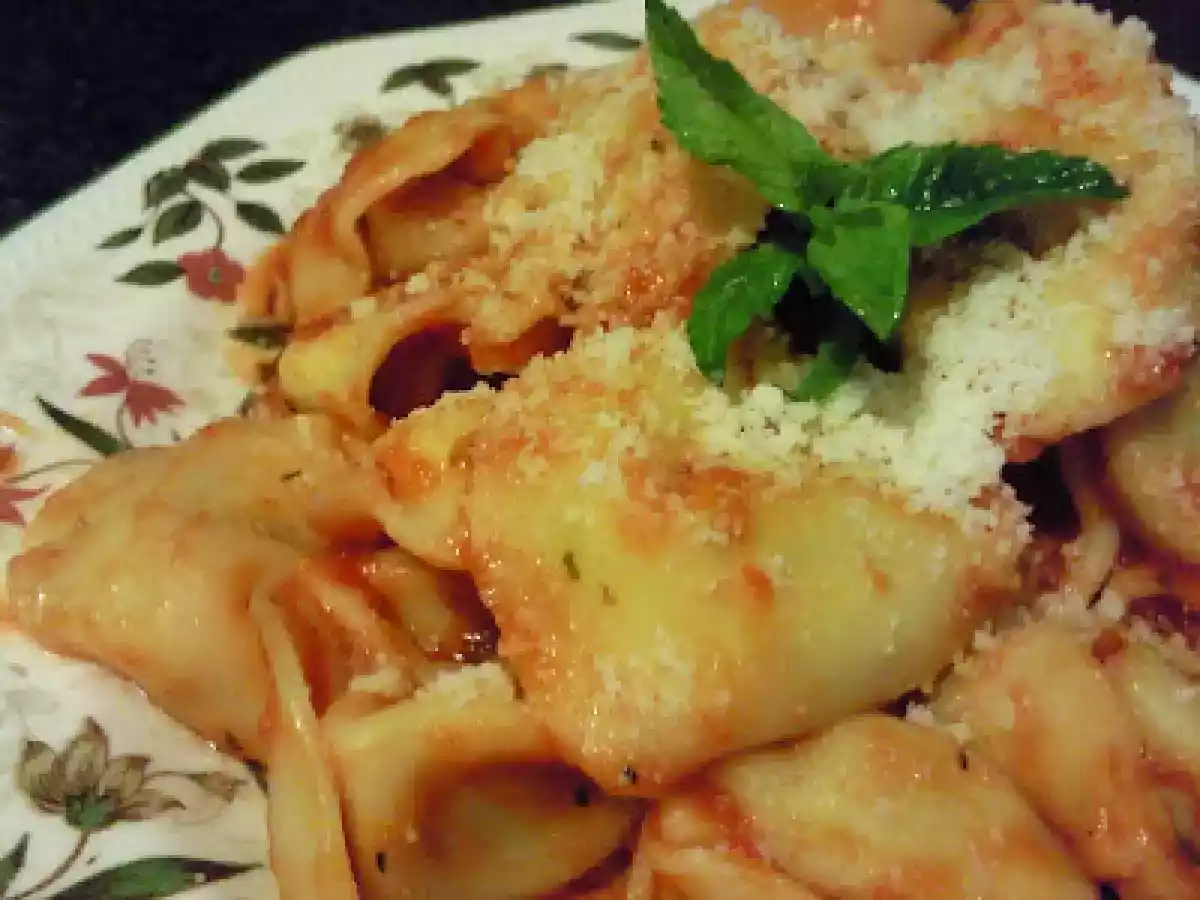 TORTELLINI CU USTUROI / TORTELLINI AL AJO