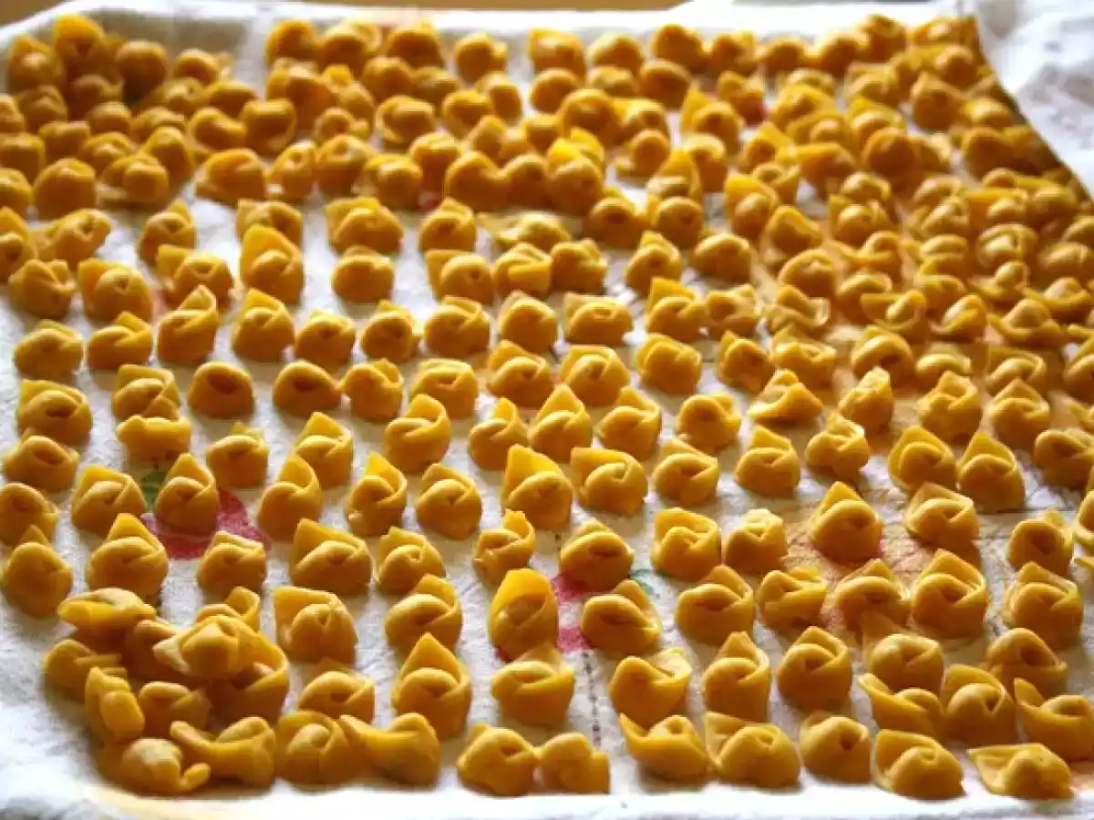 Tortellini facuti in casa? DA !! - poza 3