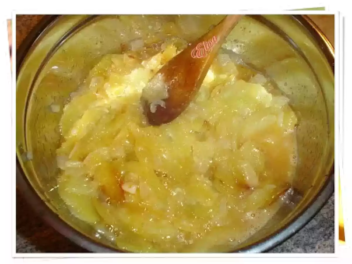 Tortilla de patatas (Placinta de cartofi) - poza 5