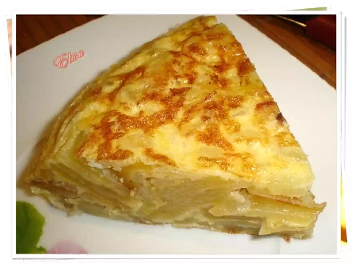Tortilla de patatas (Placinta de cartofi) - poza 10