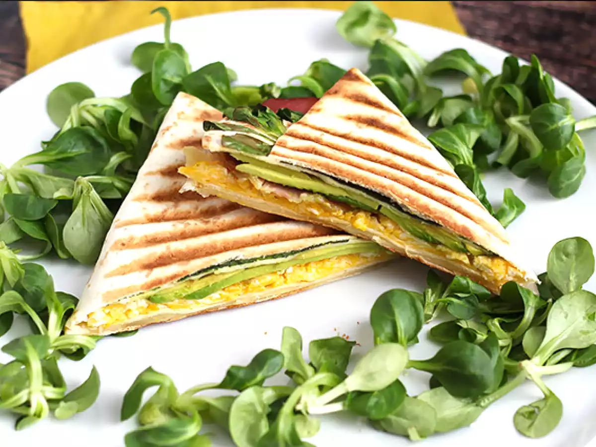 Tortilla la grill - perfect brunch - poza 2