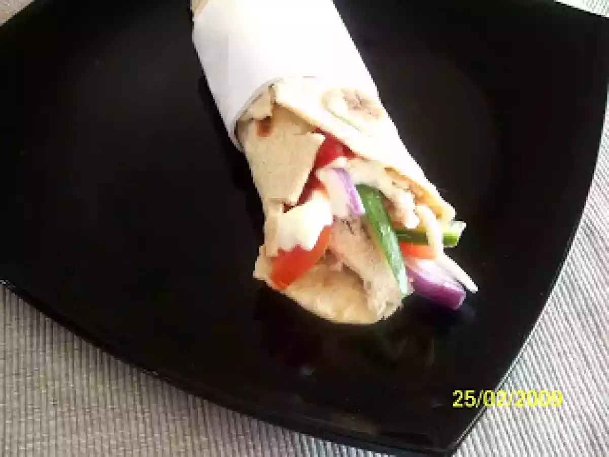 Tortilla sau paine araba, din faina integrala