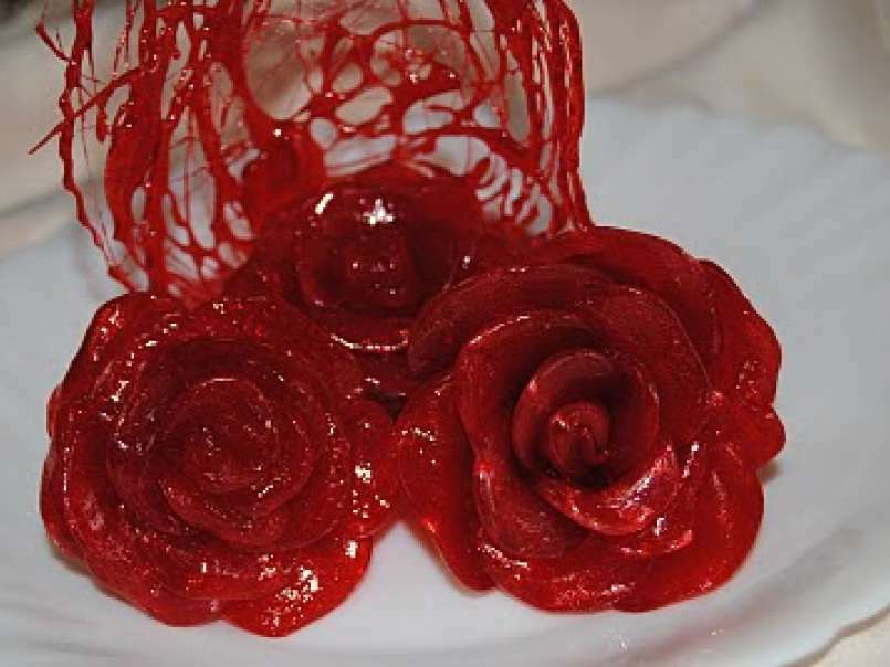 Trandafiri si decoratii din caramel