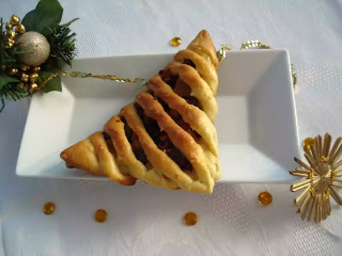 Trigoane cu branza dulce si stafide - poza 2