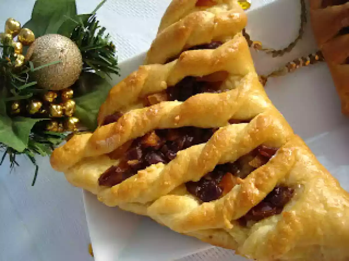 Trigoane cu branza dulce si stafide - poza 3