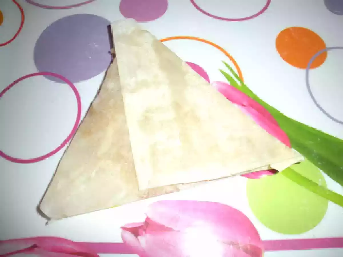 TRIUNGHIURI CU MERE - poza 5