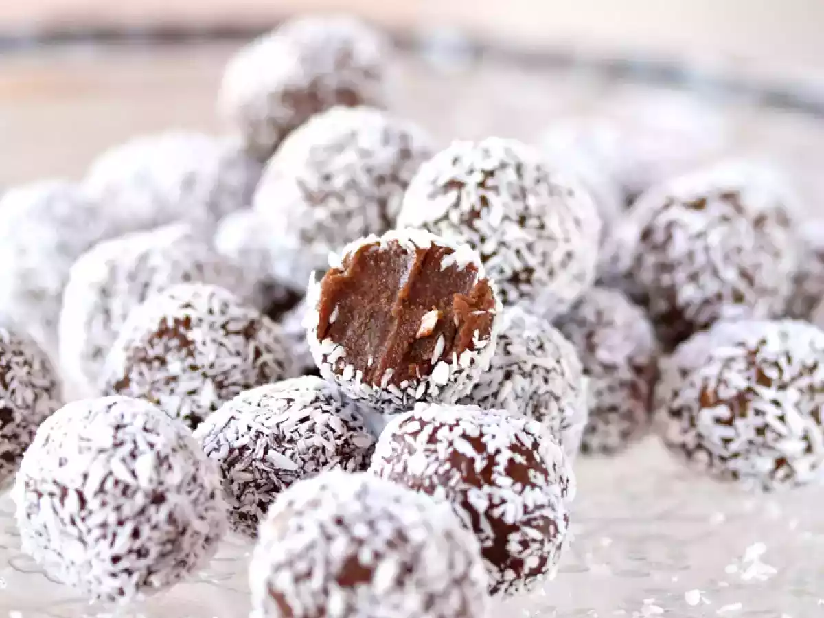 Trufe cu ciocolata si cocos