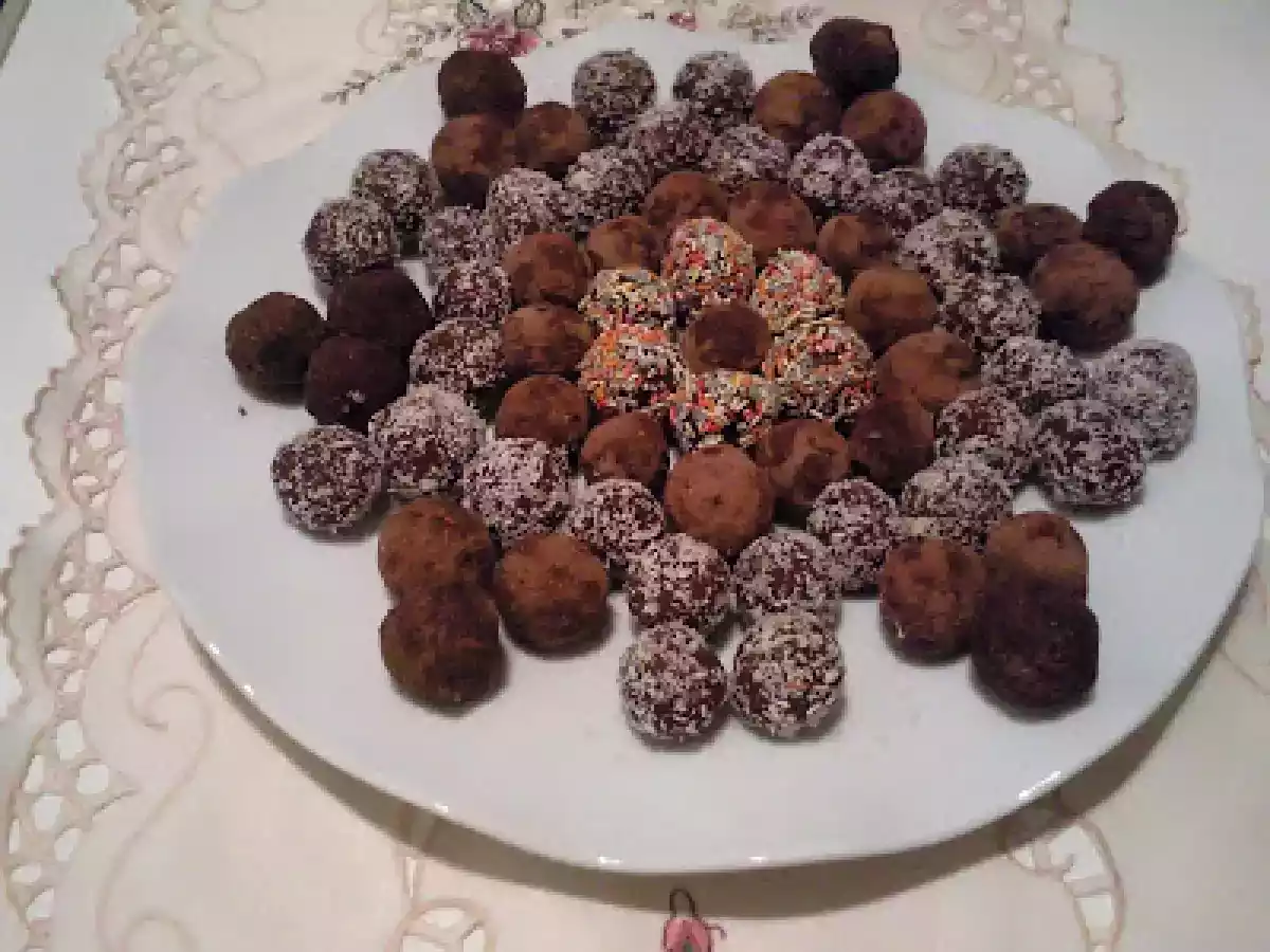 TRUFE CU MASCARPONE / TRUFAS CON MASCARPONE - poza 11