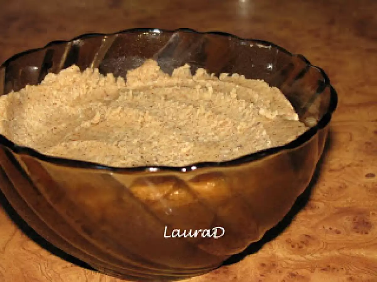 Unt de alune de padure - poza 4