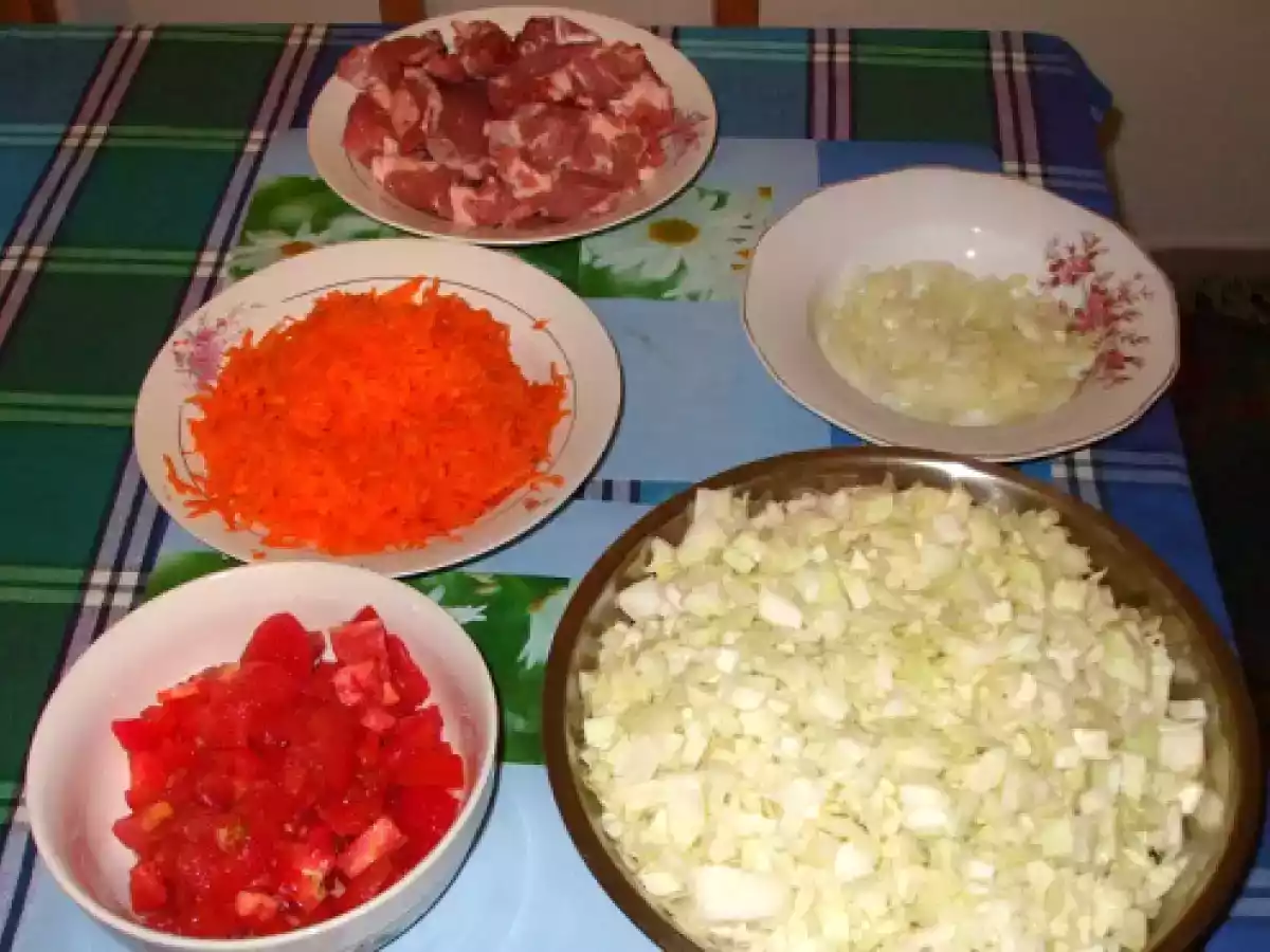 Varza cu ceafa de porc - poza 2