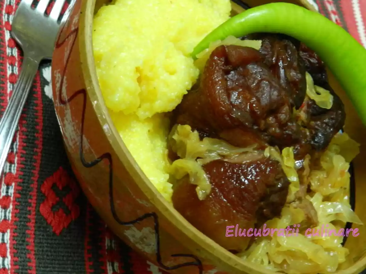 Varză cu ciolan afumat - poza 2