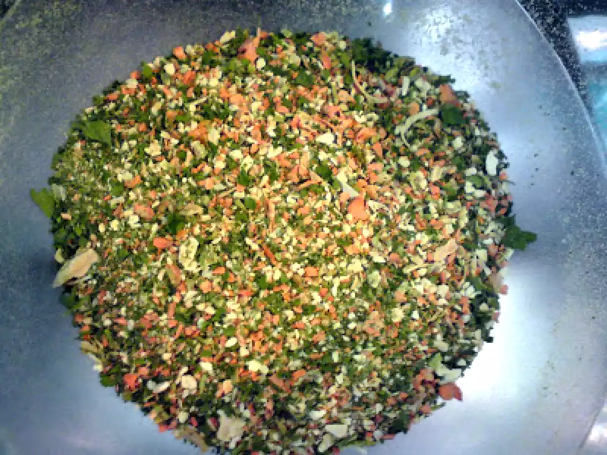 Vegeta bio facuta in casa la deshidratorul de fructe si legume - poza 2