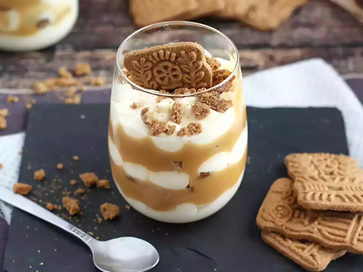 Verrine tiramisu cu speculoos si caramel sarat