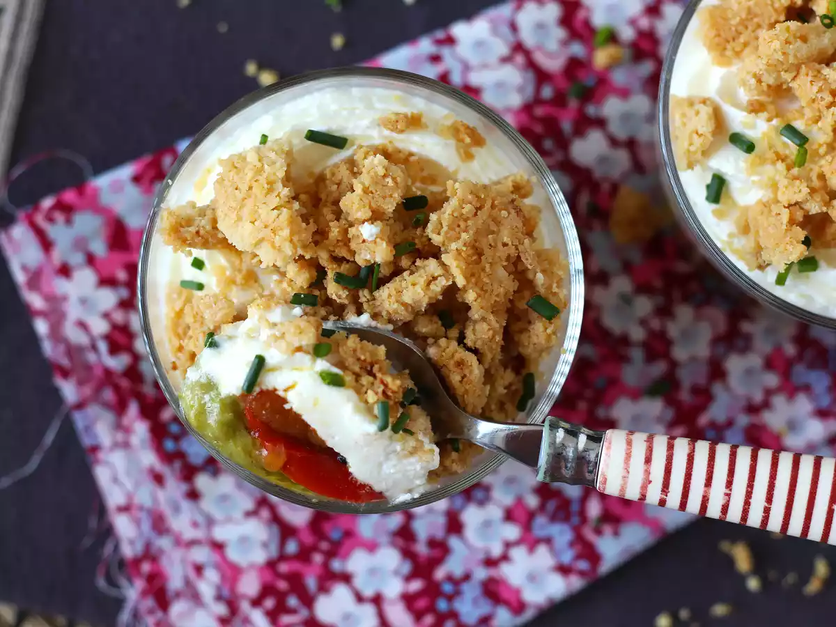 Verrine vegetariene: crema de mazare, crumble de parmezan si crema de mascarpone - poza 4