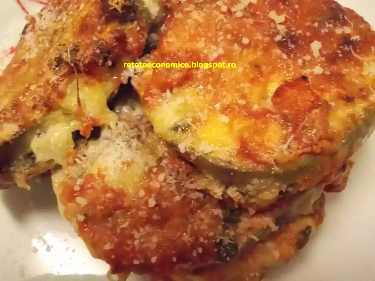 Vinete coapte cu parmezan si sos de rosii - poza 3