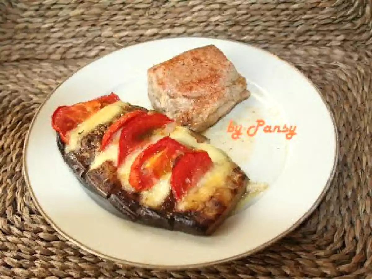 Vinete impanate cu branza si rosii