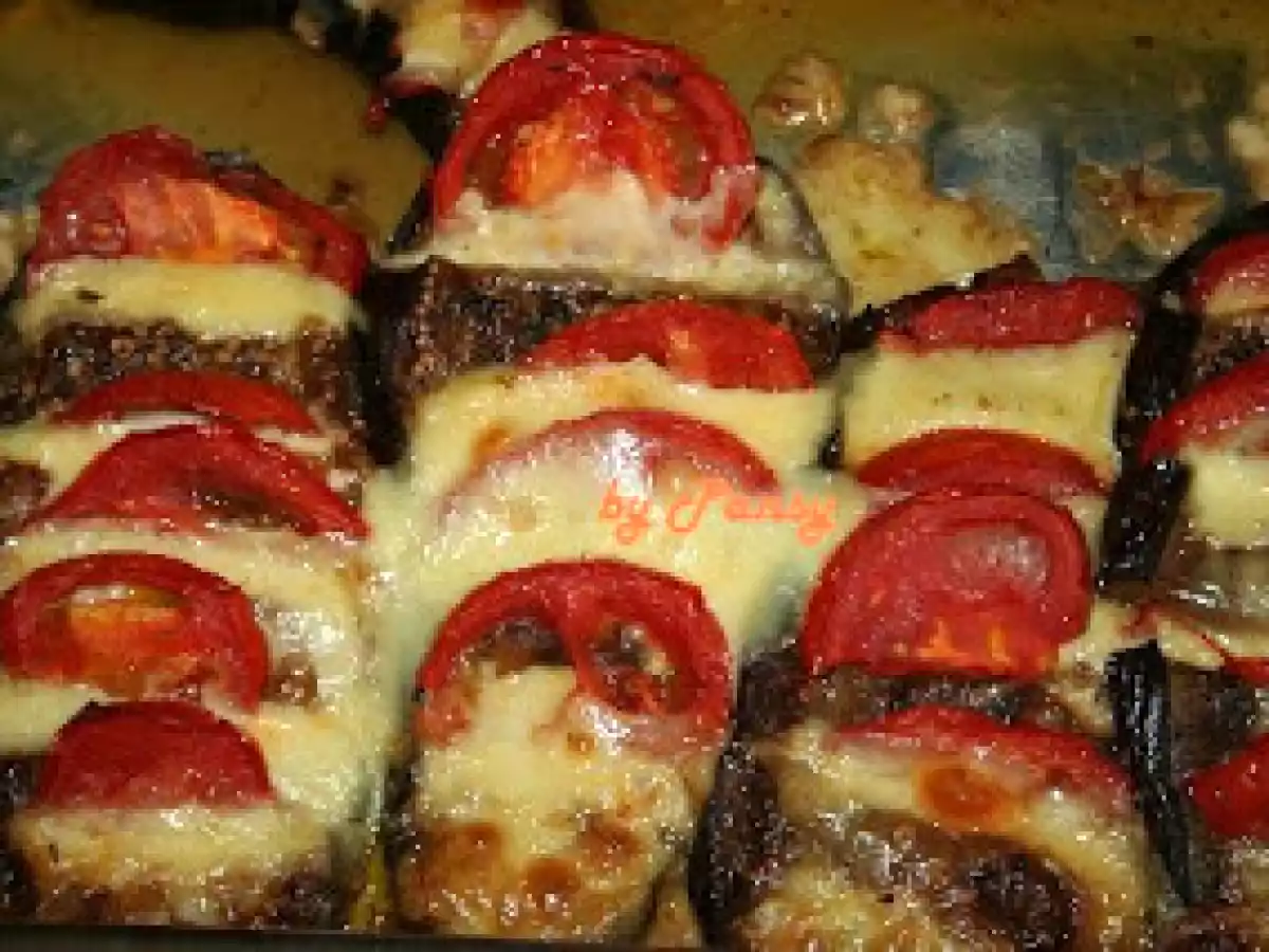 Vinete impanate cu branza si rosii - poza 4