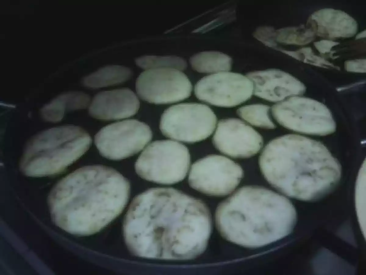 VINETE SI DOVLECEI LA GRATAR - poza 4