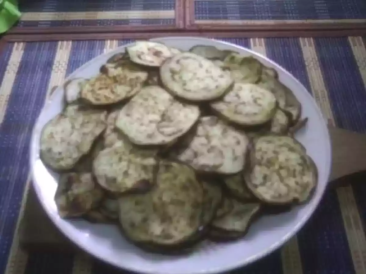 VINETE SI DOVLECEI LA GRATAR - poza 5