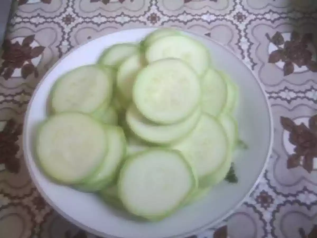 VINETE SI DOVLECEI LA GRATAR - poza 8